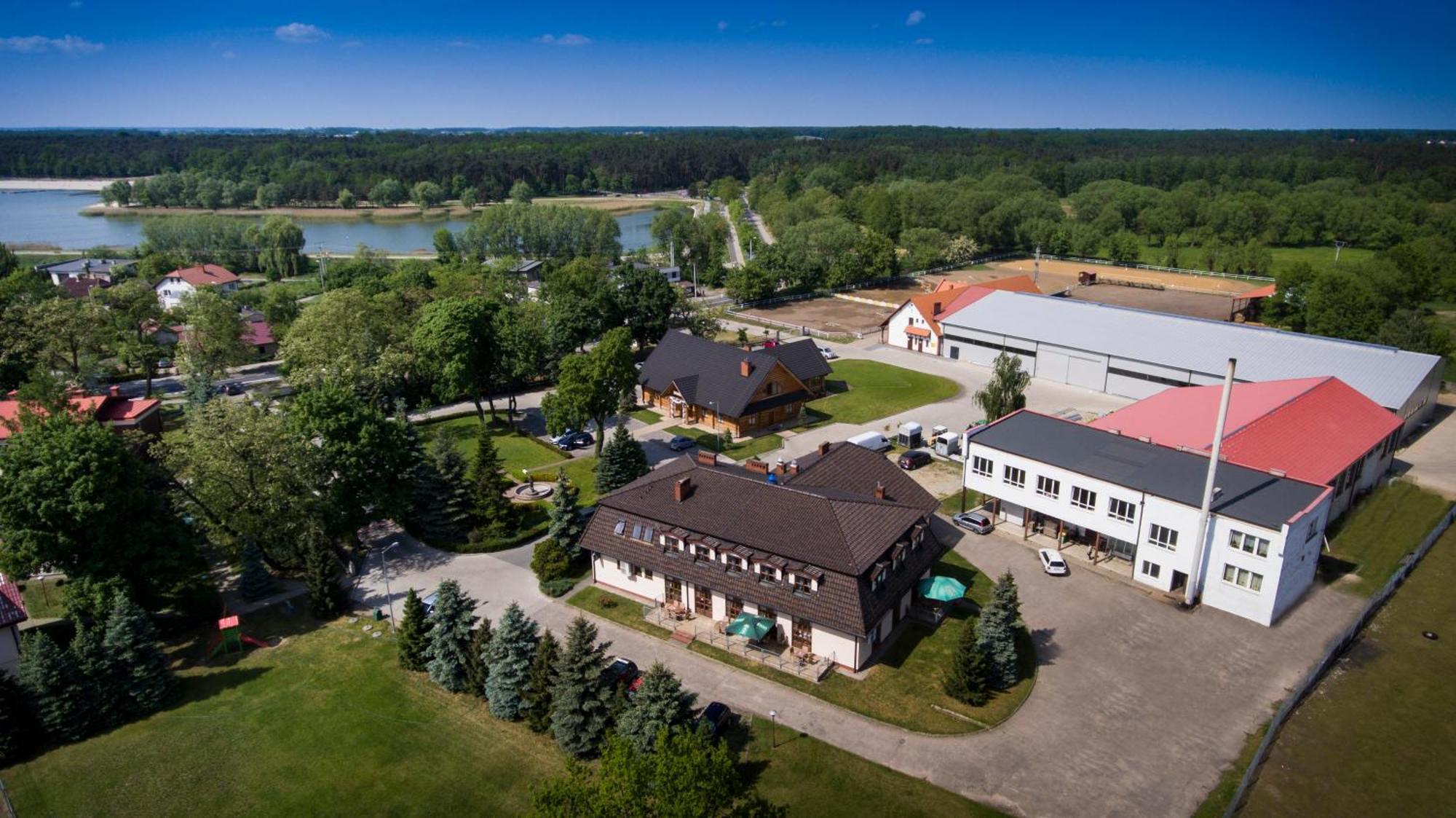 Hotel I Restauracja Borowianka Ostrów Wielkopolski Exteriör bild
