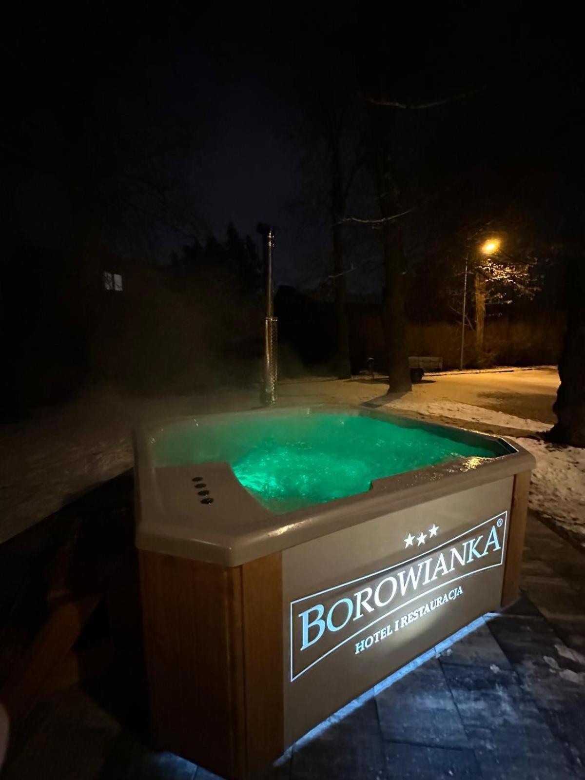 Hotel I Restauracja Borowianka Ostrów Wielkopolski Exteriör bild