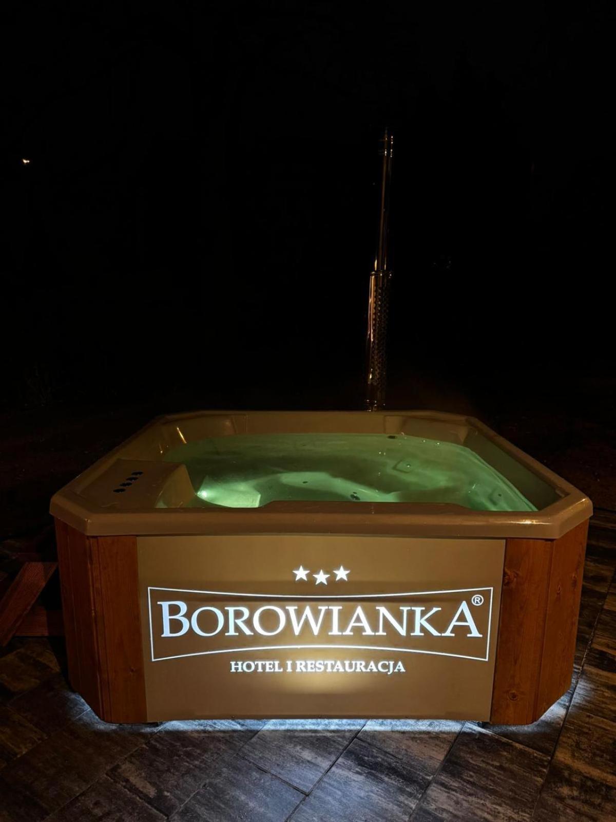 Hotel I Restauracja Borowianka Ostrów Wielkopolski Exteriör bild